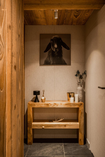 Facilities 4, Owce Dwie, Tatra