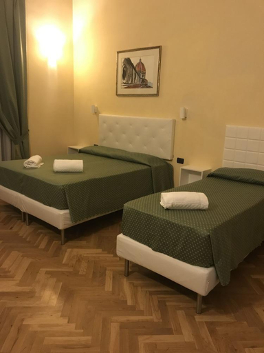 Bedroom 3, Giglio, Florence