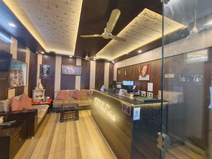 Food & Drinks 3, Hotel Vishla Palace IN "Unit of SA Brothers Services" , Garhwal