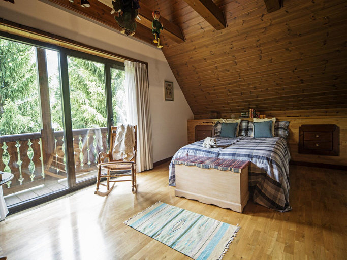 Bedroom 2, Chalet in Vielha near Baqueira Ski Resort, Lleida