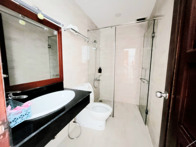 Bathroom 4, Khach San Khong Hoat Dong, Phú Nhuận