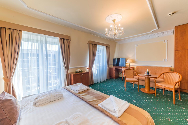 Bedroom 3, Hotel Bajkal, Cheb