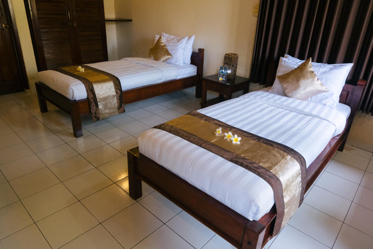 Bedroom 3, New Starlight Hotel, Buleleng