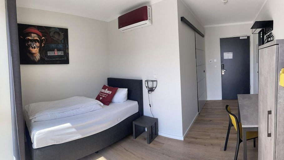 Bedroom 2, STAHLTOWER, Cloppenburg