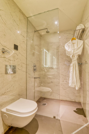 Bathroom 5, The Vincent Inn, Bhopal