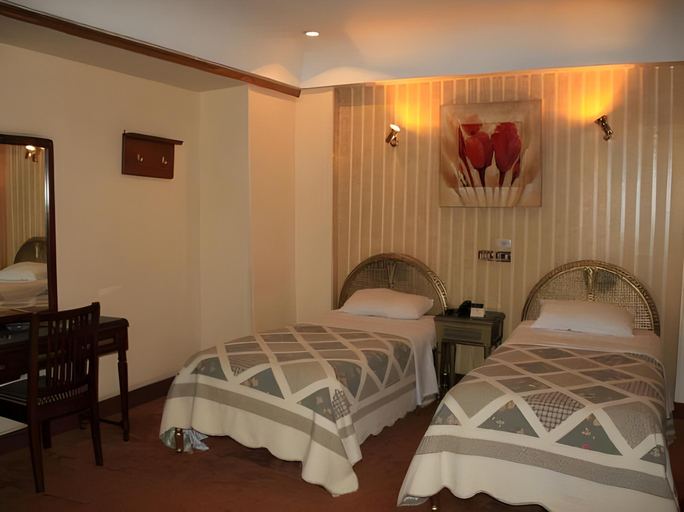 Bedroom 3, Hotel Royal Marshal, Heliopolis