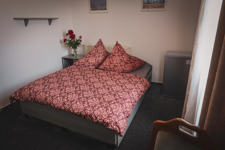 Bedroom 2, Hotel Apartment Faraon, Děčín