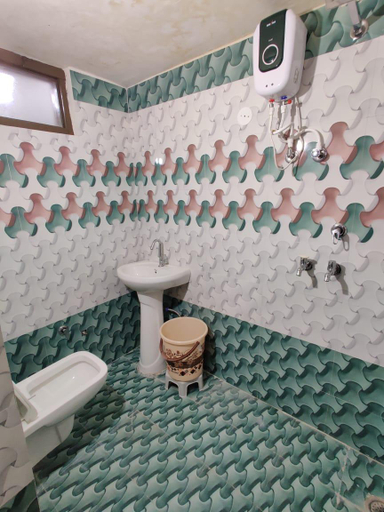 Bathroom 2, Tejas Dream House B&B, Amritsar
