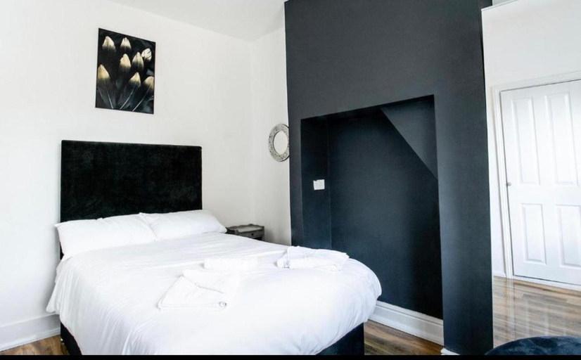 Bedroom 5, Cambridge House Hotel, Cambridgeshire