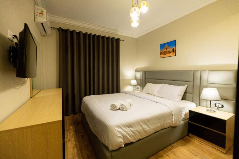 Bedroom 2, Luxurious Family 5BR Pool View Near Airport!, An-Nuzhah
