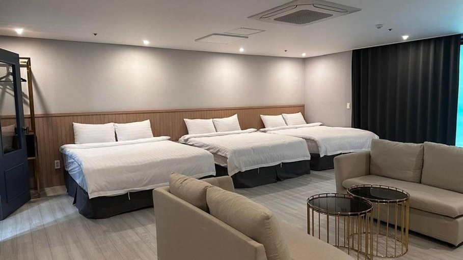 Others 4, Inje Jajaknamu Stay, Inje