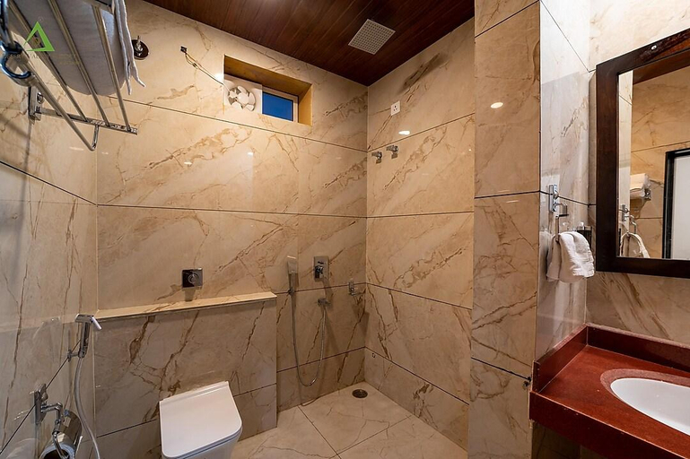 Bathroom 2, Rojani Resort, Jaisalmer