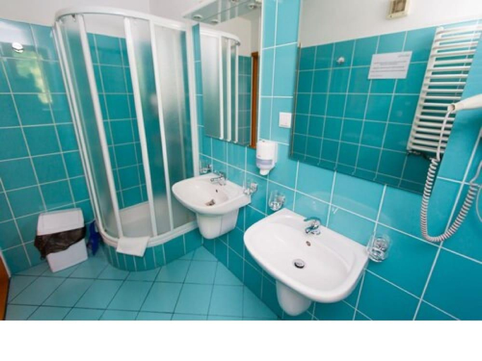Bathroom 5, Geovita Zakopane, Tatra