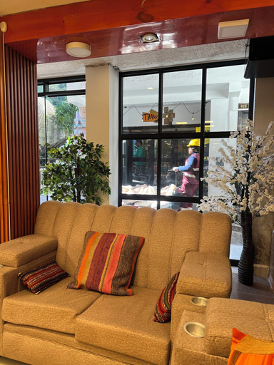 Living area, Avraham Holtels, Urubamba