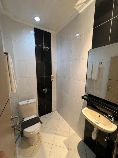 Bathroom 5, Hotel Harmony, Tanah Bumbu