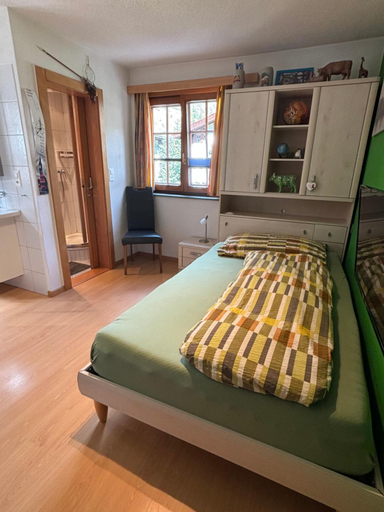 Bedroom 2, Chalet Medi, Visp