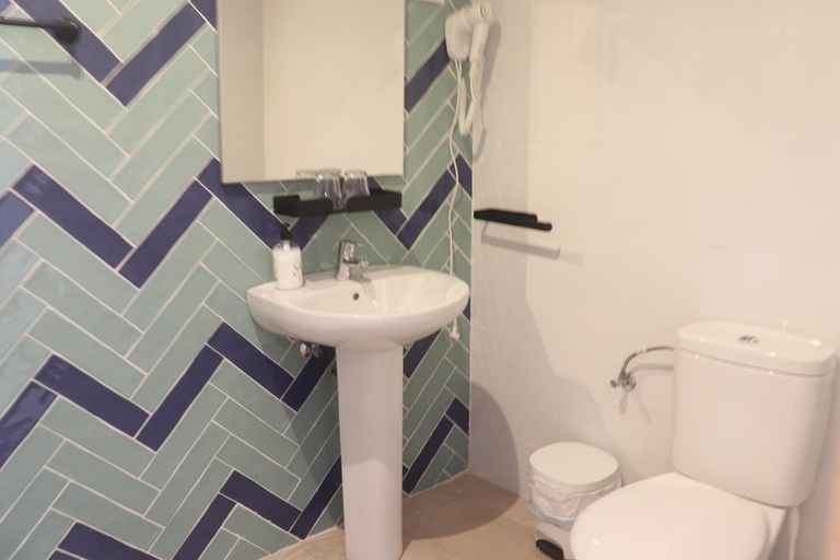 Bathroom 3, Hotel CALPE, Alicante