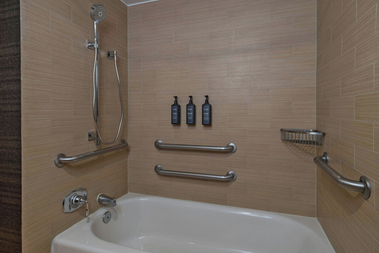 Bathroom 4, Sheraton Albuquerque Airport Hotel, Bernalillo