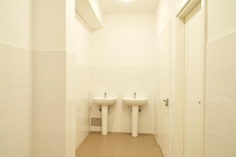 Bathroom 5, HUB Portanova, Barletta-Andria-Trani