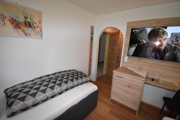 Bedroom, Hotel Martina, Innsbruck Land