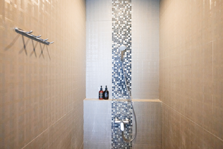 Bathroom 4, The Lavana Villa Gajah Jimbaran, Badung