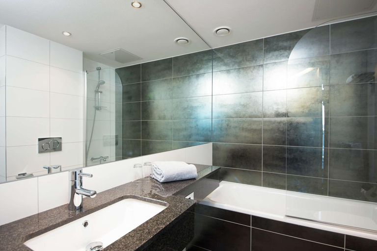 Bathroom 3, Scandic Ornen, Bergen