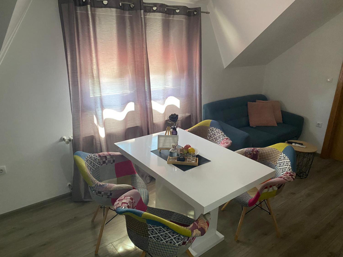 Others 2, Apartments Escape, Rakovica