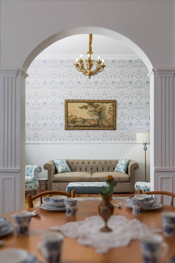 Food & Drinks, "Downtown Sunny Hideaway: Vintage, 7 Balconies", Al-Azbakiyah