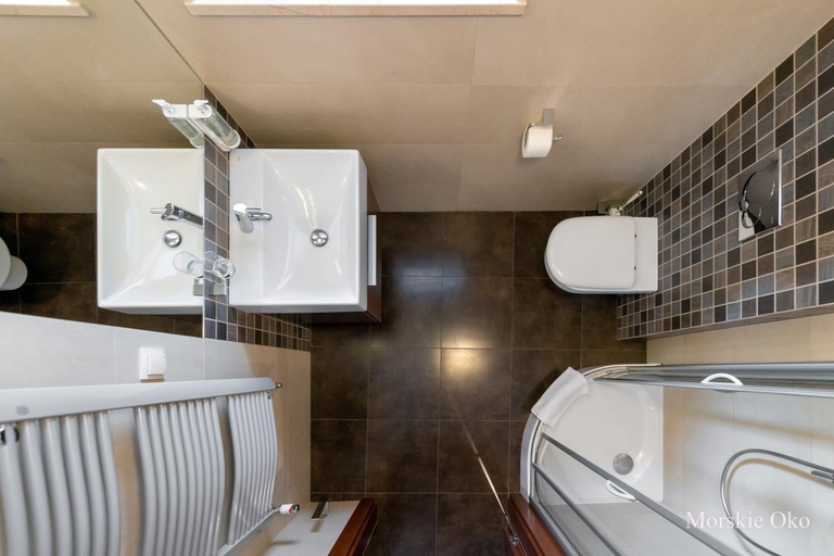 Bathroom 5, RentPlanet - Spiacy Rycerz, Tatra
