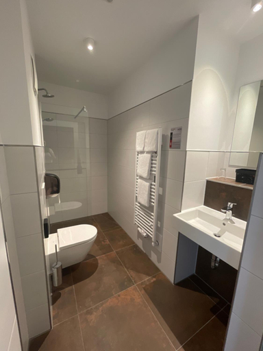 Bathroom 4, STAHLTOWER, Cloppenburg