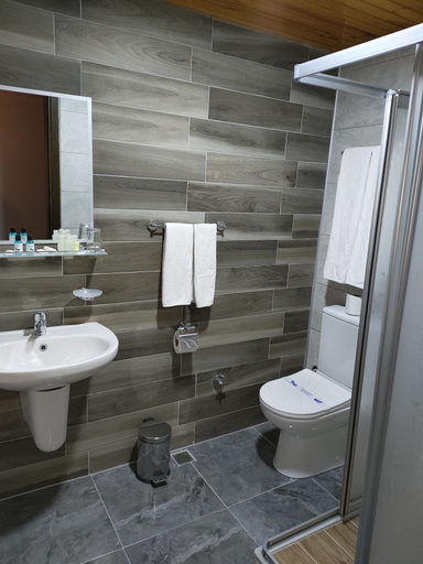 Bathroom 3, Hotel Lago Di Salda, Yeşilova