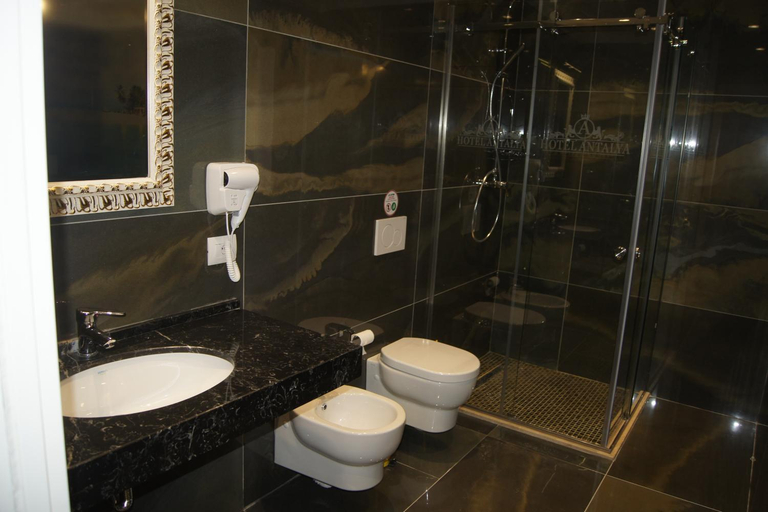 Bathroom 3, Hotel Antalya Beach Durres, Durrësit
