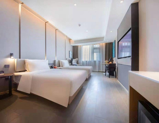 Bedroom 2, Atour Hotel Jurong Baohua Xianlin Avenue, Zhenjiang