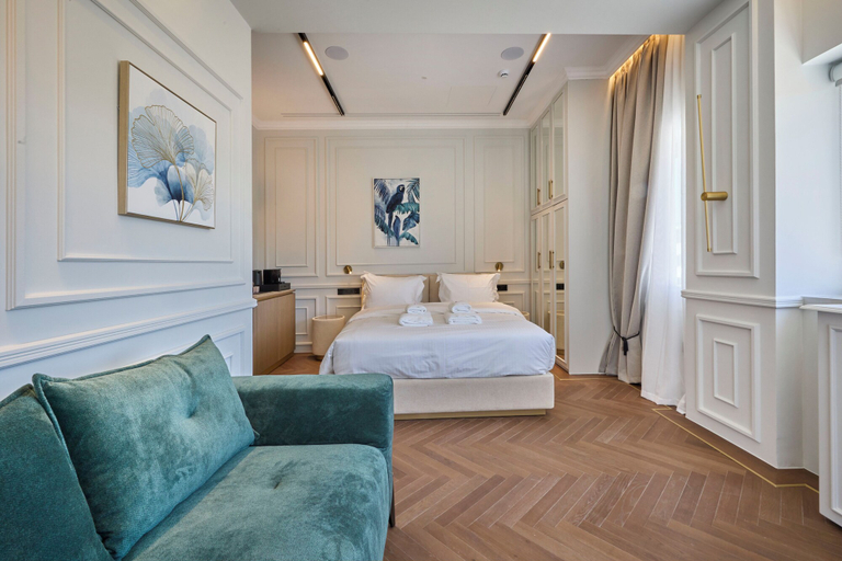 Room 3, Ermou 99 Intelligent Private Suites, Attica
