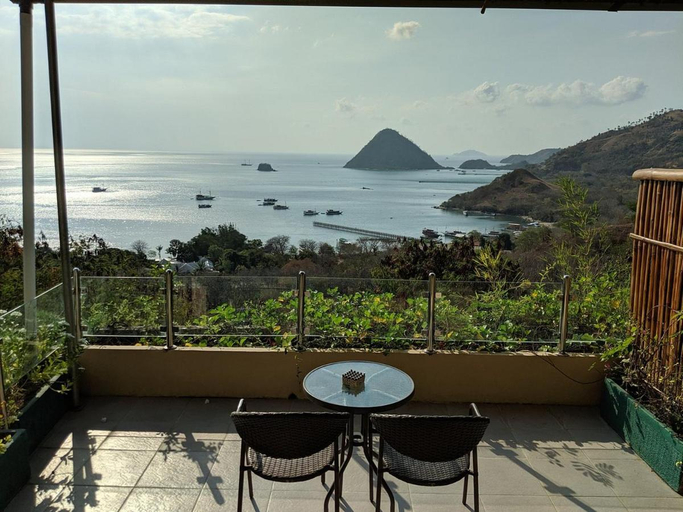 Others 4, Hotel Sanset, West Manggarai