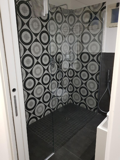 Bathroom 4, Art Street Hotel, Napoli