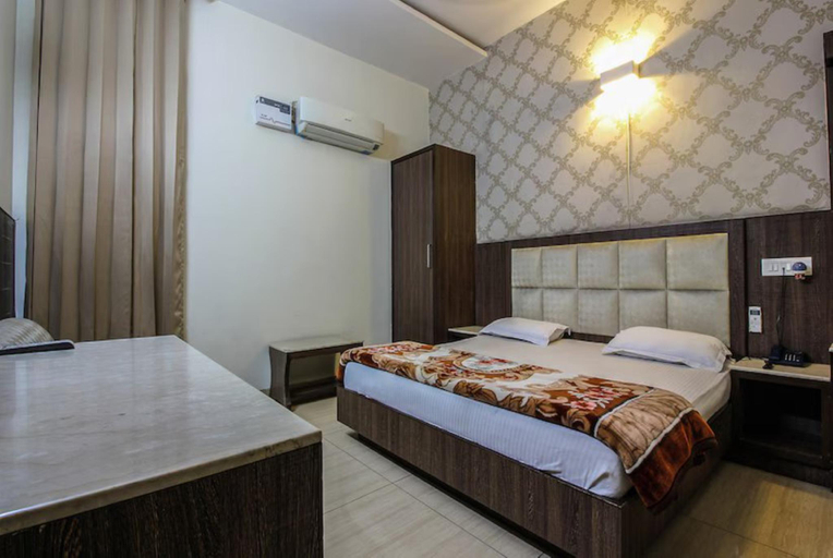 Bedroom, Goroomgo Hilroz Amritsar, Amritsar