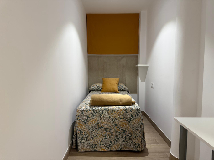 Bedroom 4, Hotel Quitagolpe, Cádiz
