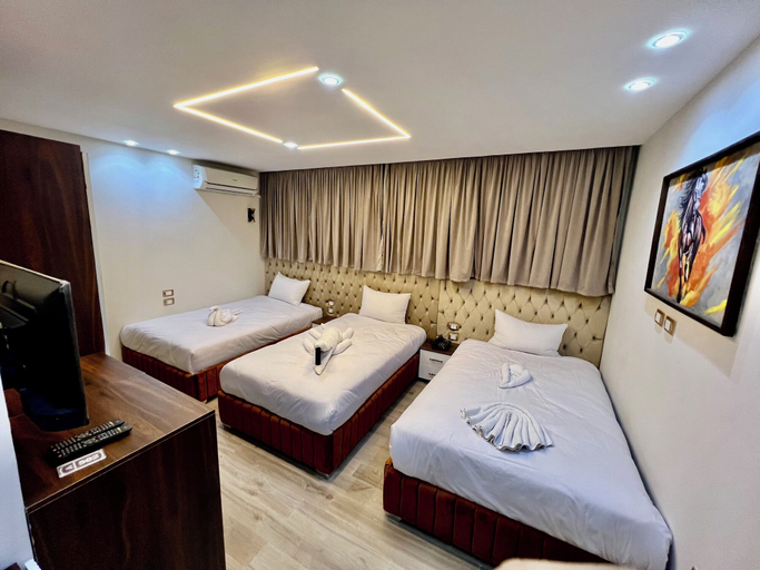 Room 4, Amadeos pyramids inn, Unorganized in Al Jizah