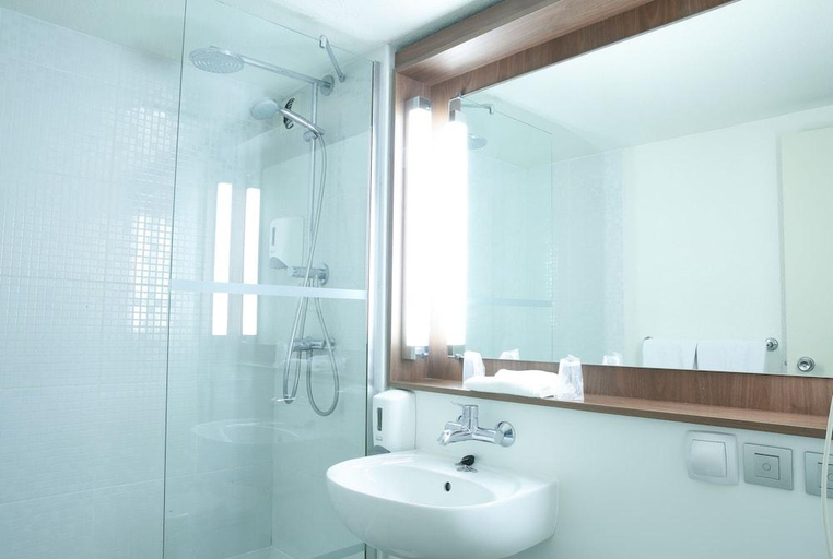 Bathroom 3, Hotel Inn Design & Restaurant Nantes, Loire-Atlantique
