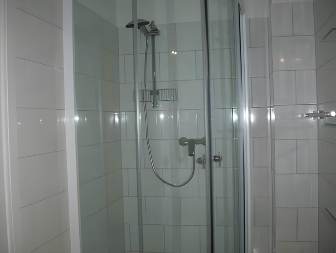 Bathroom 4, Hotel Spottel, Wetteraukreis
