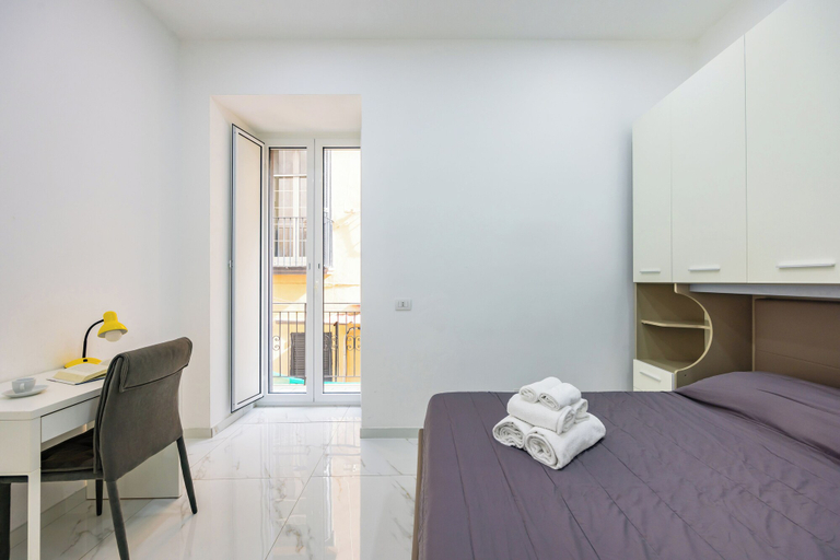 Room 3, Marcellino Comfort House by Napoliapartments, Napoli