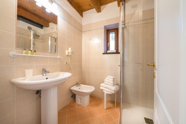 Bathroom 2, Residence Fondo La Campagnola, Brescia