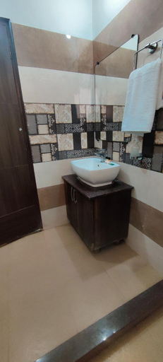 Bathroom 4, HOTEL HOLLYWOOD HEIGHTS, Amritsar
