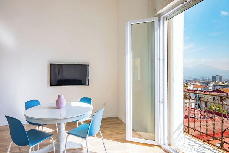 Primary image, Sunny Panoramic Apartment by Napoliapartments, Napoli