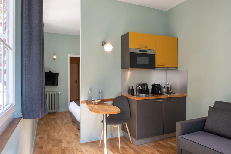 Others 5, Suites Helzear Montparnasse, Paris