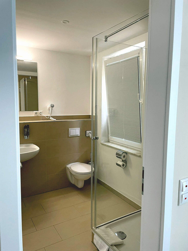 Bathroom 5, Hotel Jeta, Hamburg