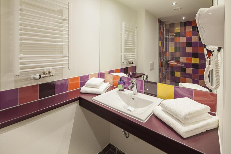 Bathroom 4, Explorer Hotel Garmisch, Garmisch-Partenkirchen