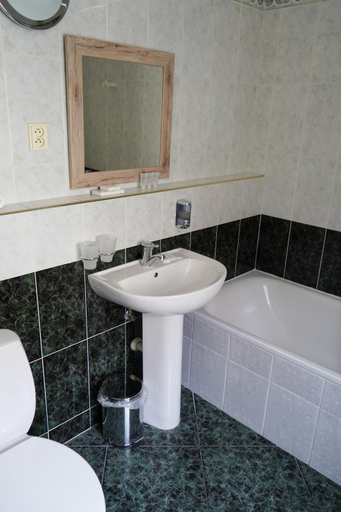 Bathroom 4, EA Apartmany Mozart, Karlovy Vary