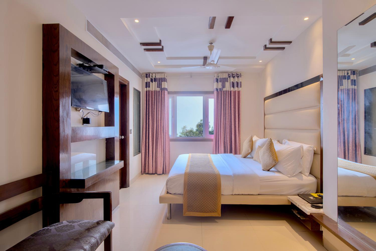 Bedroom 2, The Empire Suites - New Delhi, Delhi